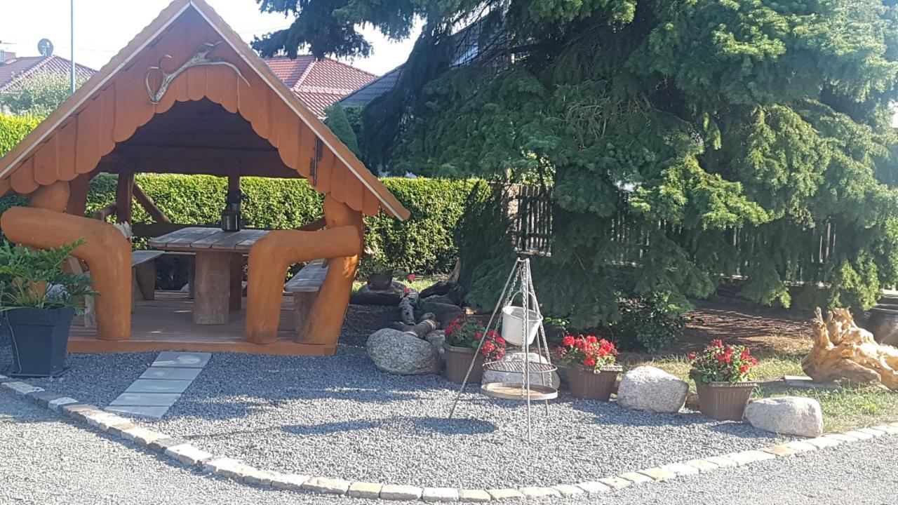 Ferienwohnung - Chayenne Apartment Mit 2 Schlafzimmern Klinga Kültér fotó